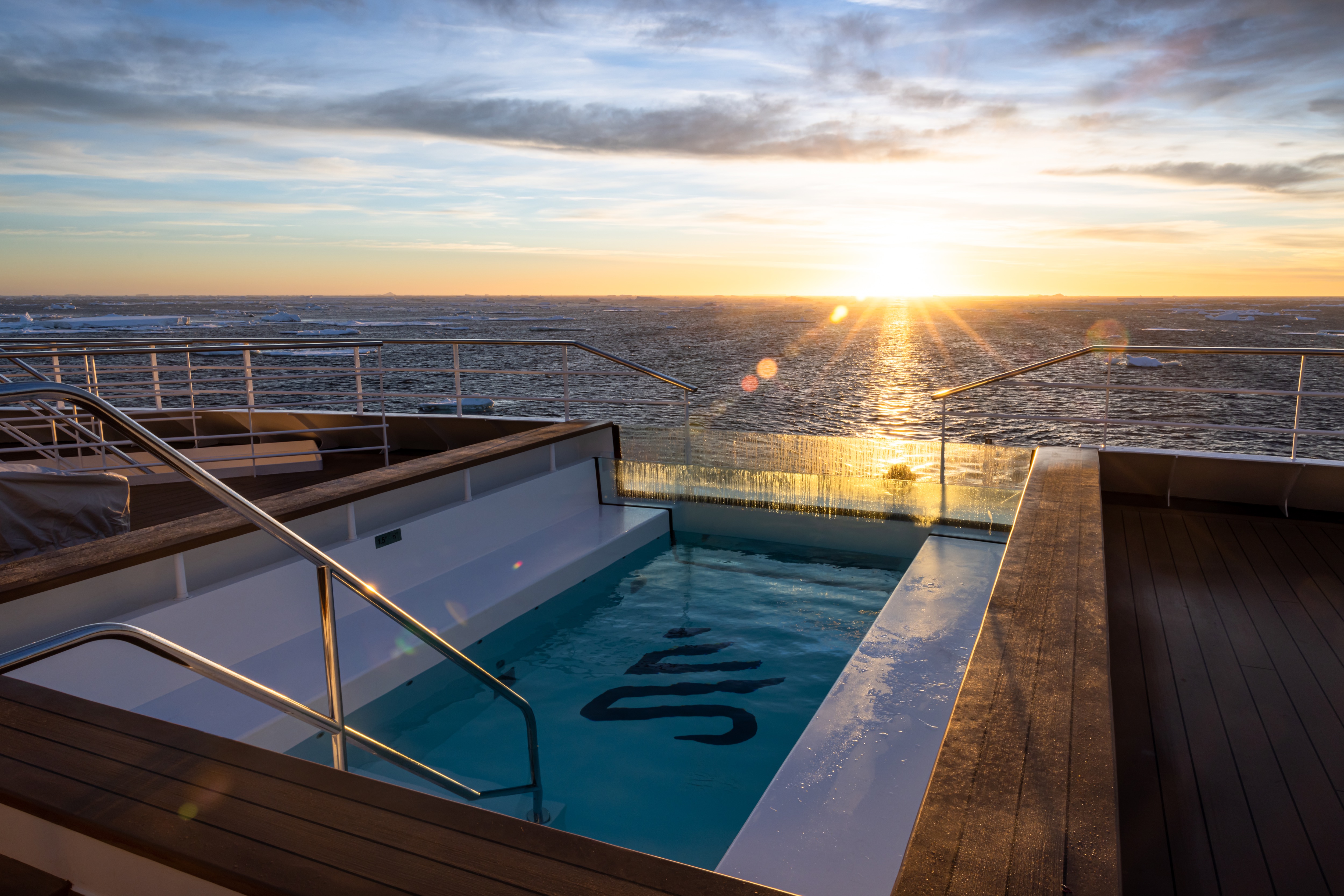 Swimming Pool on SH Minerva